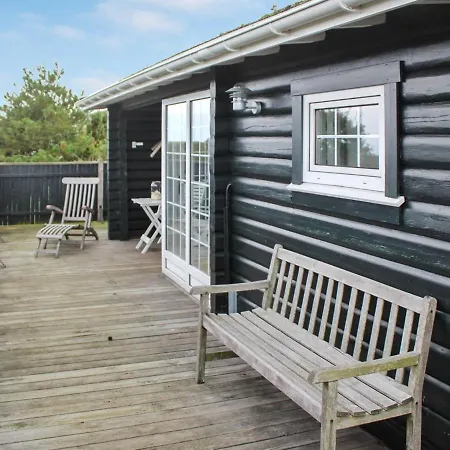 Holiday home Jenson - 75m From The Sea In Ne Jutland By Interhome *